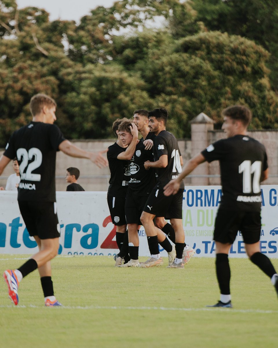 CDeportivoLugo's tweet photo. 🔥 Con ganas de #CopaFederación! 

❓ A cantos sachadores veremos mañá na Ribela? 

#ForzaLugo https://t.co/LGqy4UxjBS
