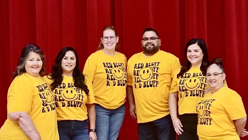 GROOVY vibes for the new school year at #RedBluffElementary ! ✌🏻