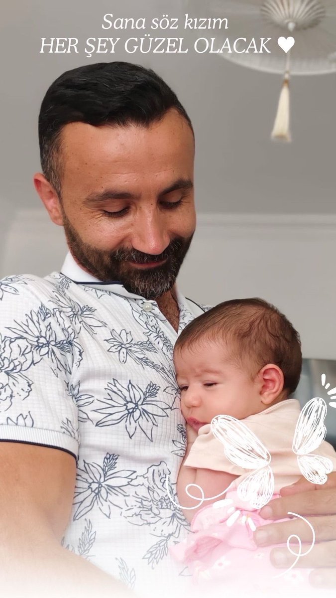 Seninle hep güzel günlerimiz olsun kızım. Zor günler geçecek, karanlıklar bitecek ve biz seninle tekrardan yaşamaya başlayacağız Gülen gözler solmasan diye size ihtiyacımız var
Destek için aşağı ⬇️ 
taplink.cc/smamiray

Bülent Ecevit #KıbrısBarışHarekatı #20Temmuz1974 #KKTC