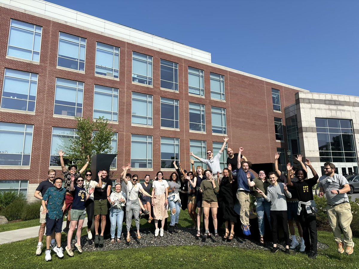 UVM IM Residency (@uvmimres) on Twitter photo Our interns enjoying some sunshine and ice cream at their recent retreat! Our interns enjoying some sunshine and ice cream at their recent retreat!