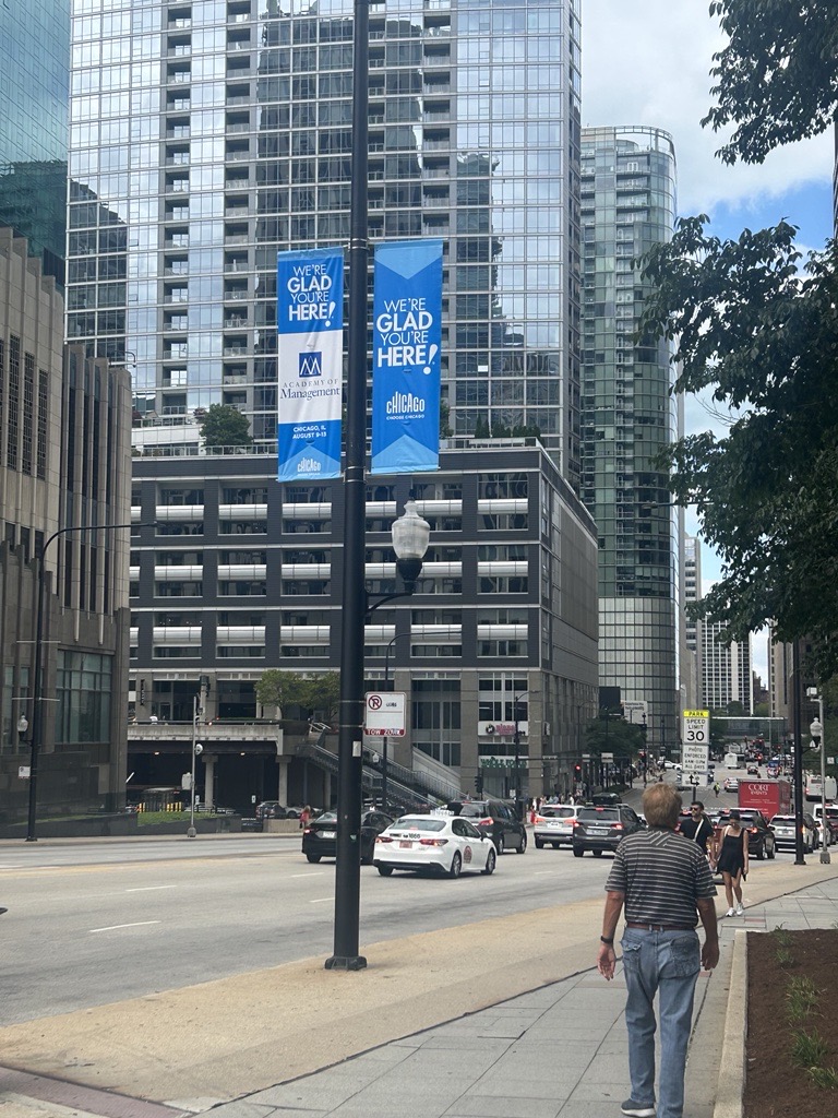 Meet In Chicago tweet media