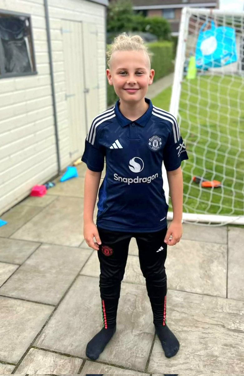 katy lever tweet media