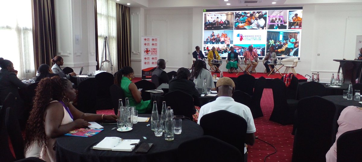 mimizsocialLTD's tweet photo. In the policy review session,we are analyzing existing policies in relation to SRHR &Gender Equality
#MEASRHR #progress24 #SRHR
#Genderequality @MillyNakawooya @AweAlumnae @AUYouthProgram @UNDPUganda https://t.co/UphYiDfa2M