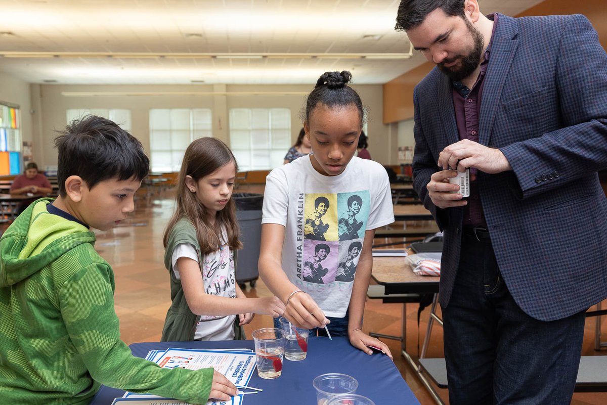 UTSA COEHD (@utsacoehd) on Twitter photo A team of UTSA professors from <a href="/utsa_ceid/">Klesse College at UTSA</a> and COEHD are working to build interest in STEM among young learners and underserved communities.
Read more about the $1.35M grant and the "Biomedical Superheroes" project.
📰 bit.ly/46HPjcu
#UTSA #UTSACOEHD A team of UTSA professors from <a href="/utsa_ceid/">Klesse College at UTSA</a> and COEHD are working to build interest in STEM among young learners and underserved communities.
Read more about the $1.35M grant and the "Biomedical Superheroes" project.
📰 bit.ly/46HPjcu
#UTSA #UTSACOEHD