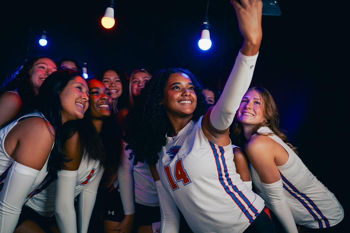 INHOUSE Media tweet media