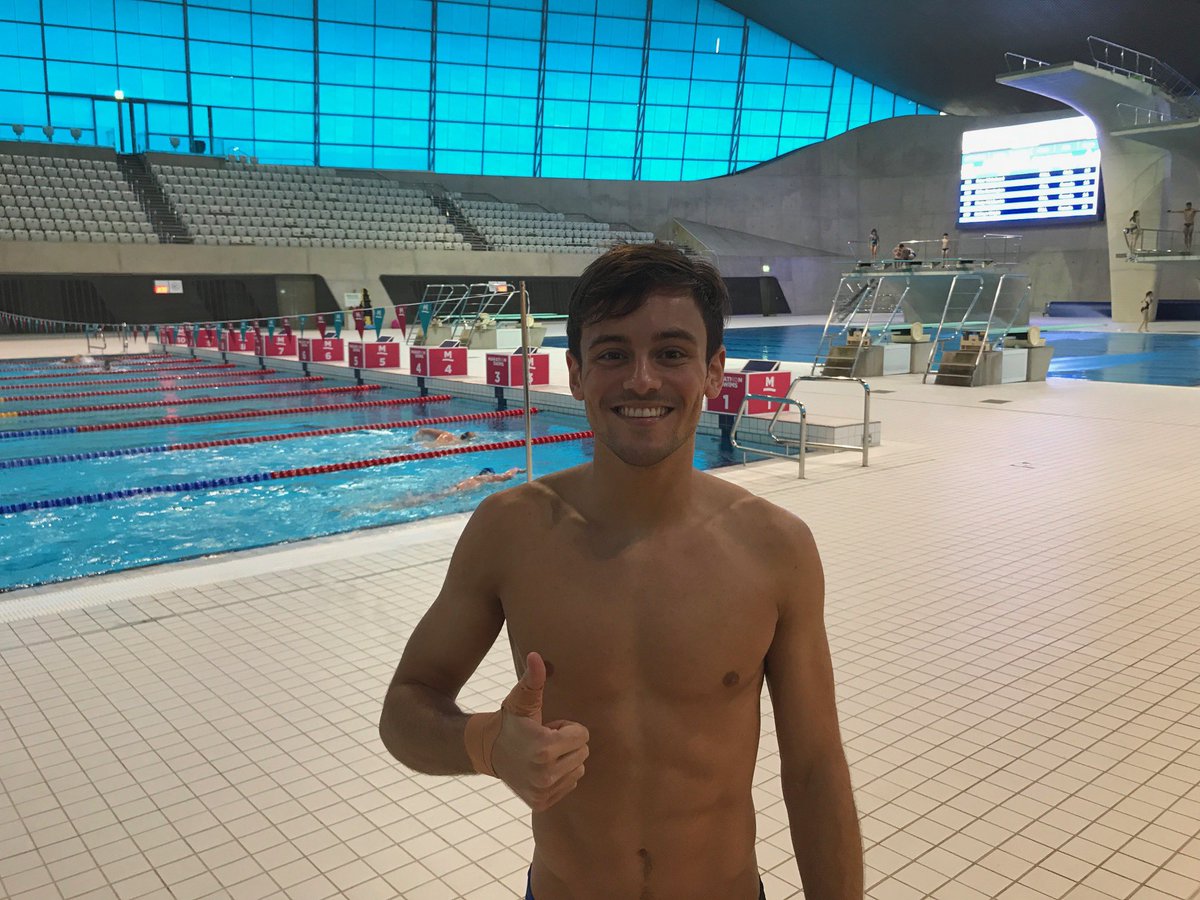 THANK YOU to the legend that is <a href="/TomDaley1994/">Tom Daley</a> - 
5 Olympics
4 medals
And of course, 1 appearance at #MarathonSwims

Congratulations on an amazing diving career. Happy retirement