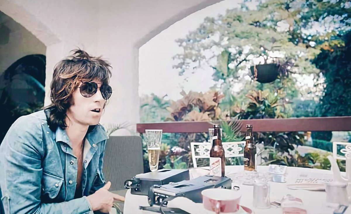 denajag's tweet image. Keith Richards getting #interviewed #KingstonJamaica
