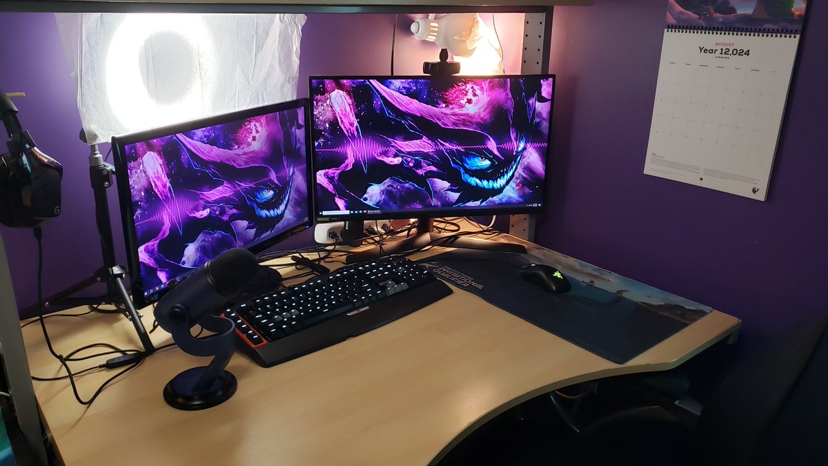 Alithinar's tweet image. Getting back into streaming again. Just finished my setup in the new gaming room.