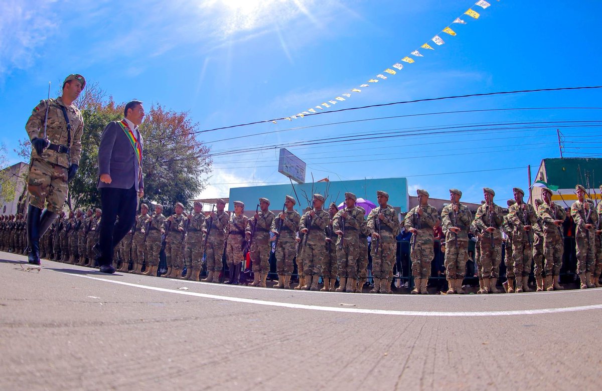Nos sentimos profundamente felices y orgullosos de estar en  Caraparí para participar en los actos de conmemoración por los 148 años de creación de nuestra provincia del Gran Chaco, una tierra hermosa llena de potencialidades. Es el hogar de las valientes chaqueñas y chaqueños y