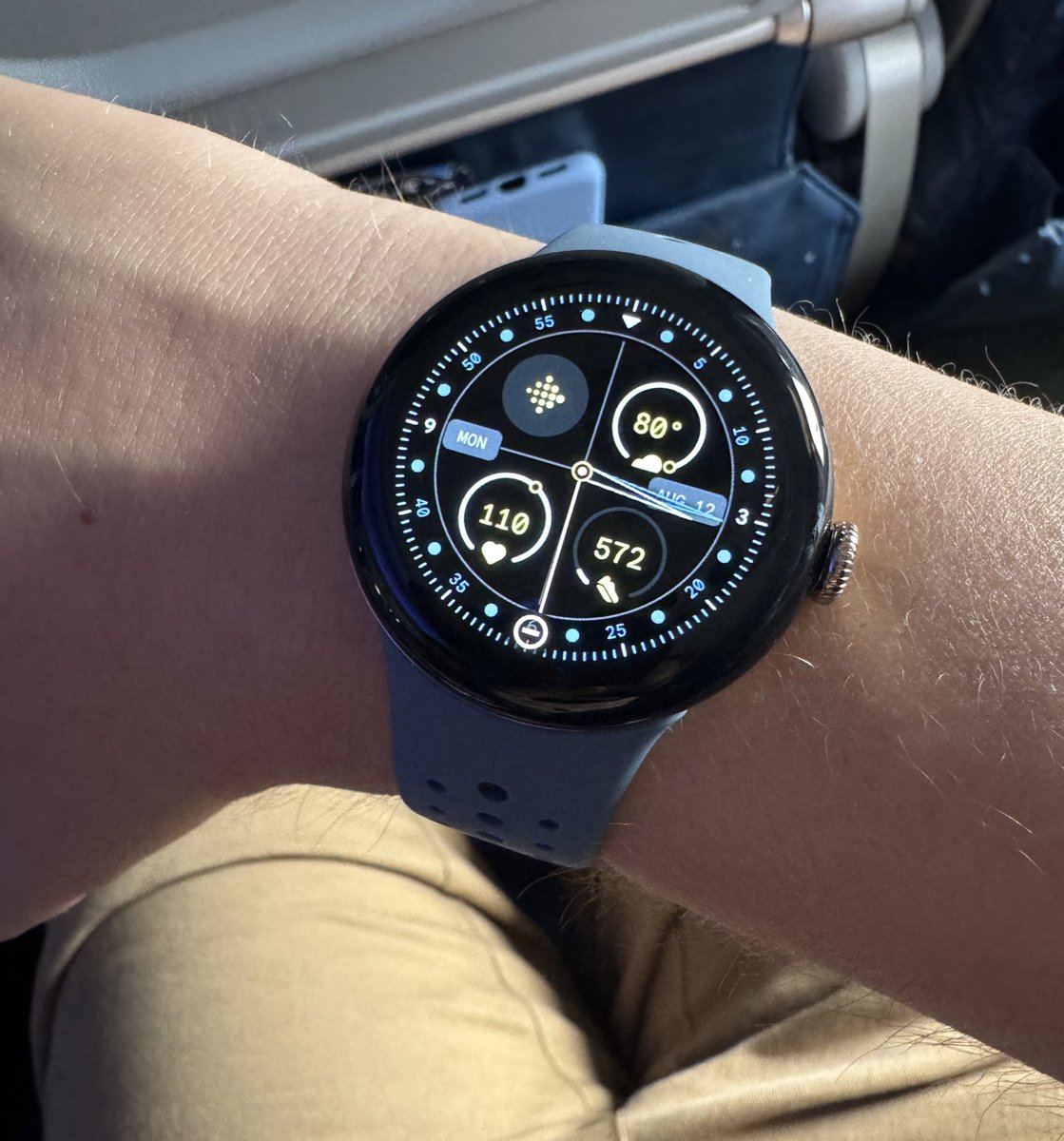 mattswider's tweet photo. ✈️ Want the new Google Pixel AI devices w/ a pre-order deal? I’m flying to Google’s launch event and, like last year, I’ll have links to the best prices TOMORROW

Expect
📱Pixel 9, 9 Pro, 9 Pro XL
📖Pixel 9 Pro Fold
⌚️Pixel Watch 3
🎧Pixel Buds Pro 2

🔔Turn on notifications https://t.co/Sd1EAbmxmb