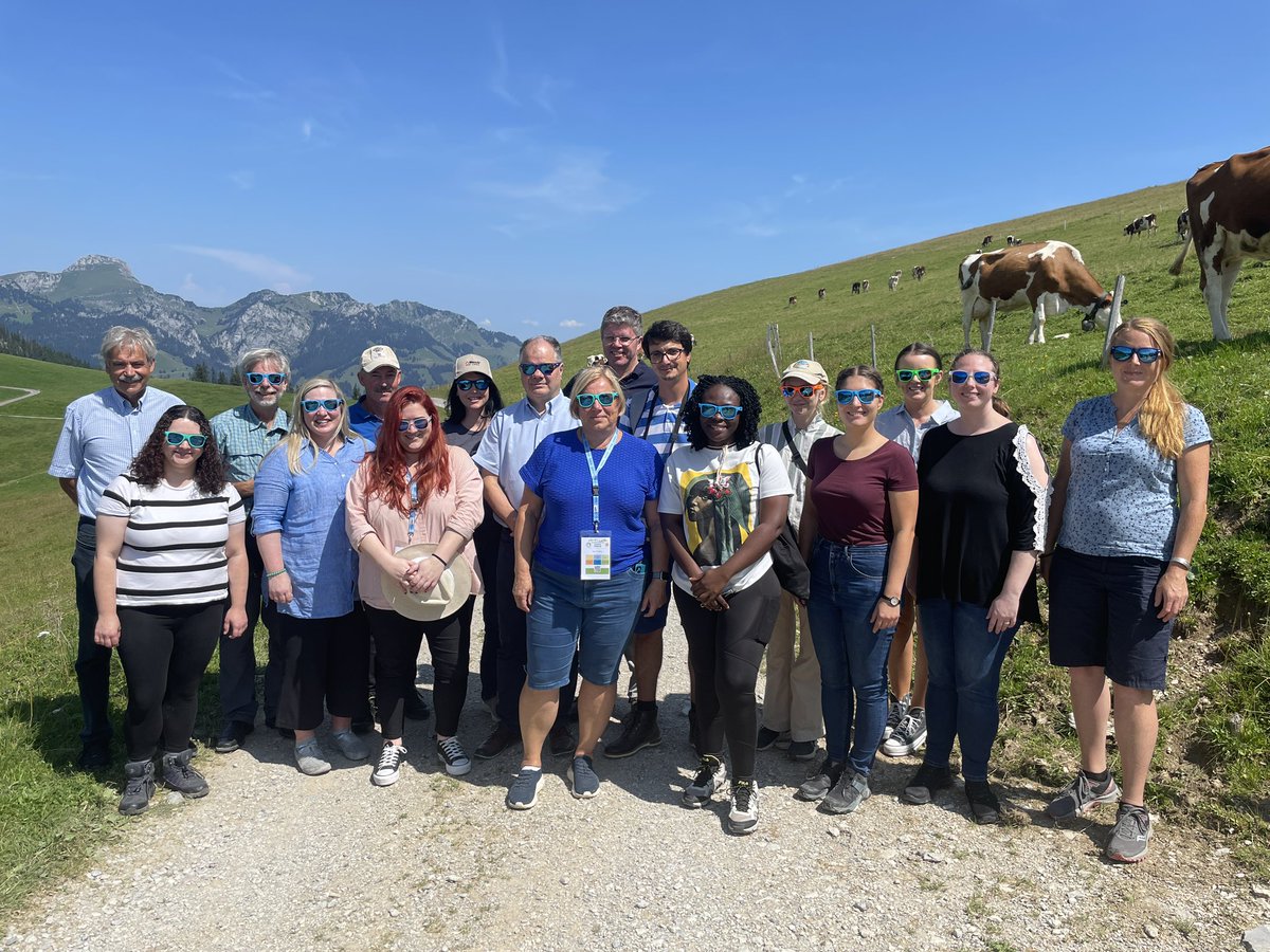 jennorrie's tweet photo. Today was a🇨🇭dream come true as we visited an alpine dairy farm where 🎶the hills are alive with the sound of music🎶 from the cow bells🐄🔔. We enjoyed stunning views and a delicious traditional Swiss meal of raclette 🧀 @IFAJ2024 @Alltech @IFAJ #ifaj #ifaj2024 #agmedia #agcomms https://t.co/bZdEGchAUg