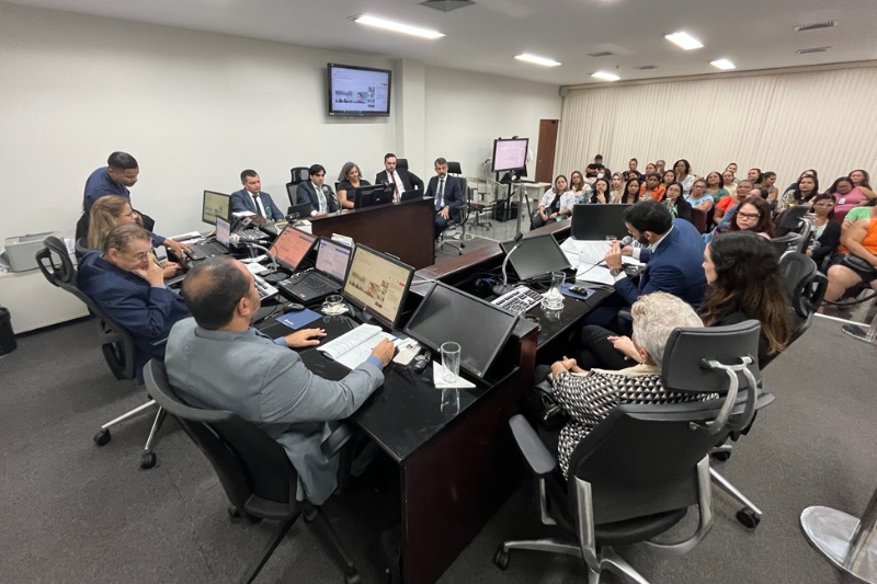 Endometriose: Em audiência na Justiça Federal, MPF cobra a aplicação e a ampliação de multa por descumprimento de decisão liminar

A Justiça concedeu prazo de 48h solicitado pelo Estado para apresentar uma proposta para cobertura das cirurgias 

mpf.mp.br/se/sala-de-imp…