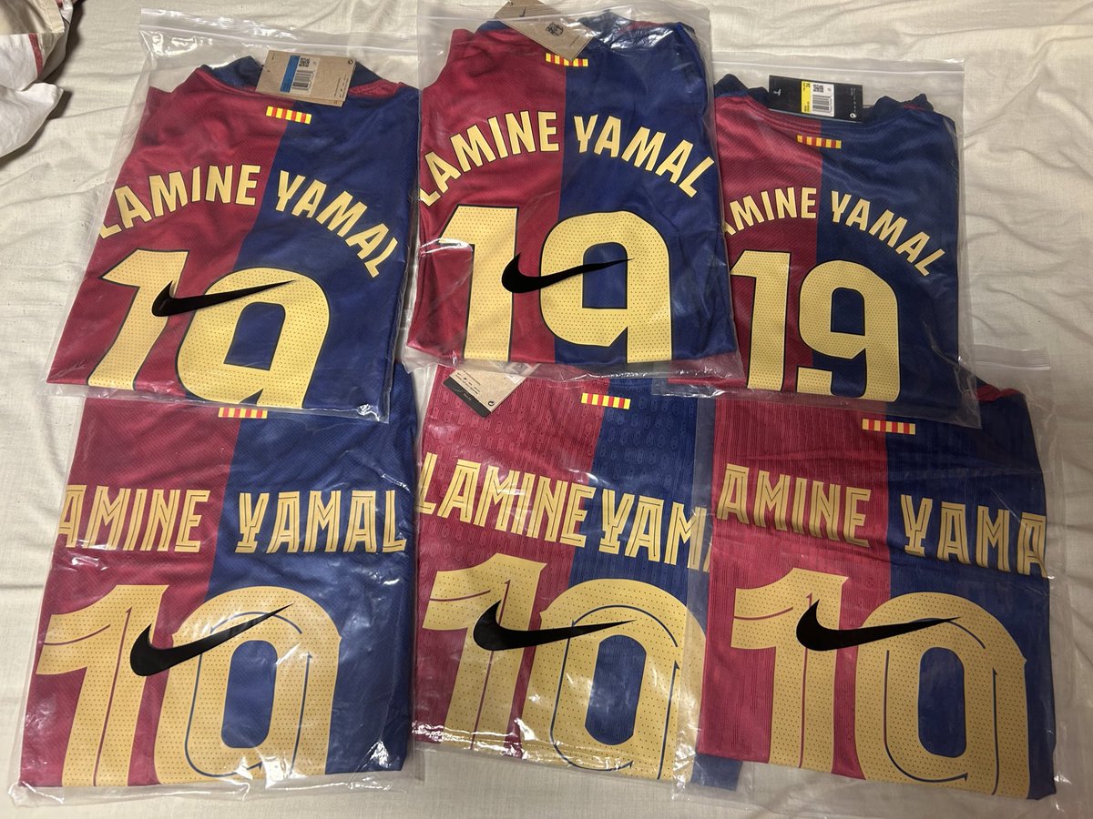 Junto a la de Mbappé la más vendida en este inicio de temporada.

📩 ¡Escríbenos por privado para hacer tu pedido!