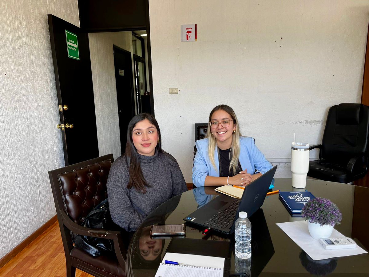 VERIVAI's tweet image. El día de hoy la Titular de la UG del IVAI, Yumira Martínez, sostuvo una reunión con la Titular de Género de la #STPSP, Mitzy Capistran Viveros.

Con el objetivo de dar seguimiento al desarrollo de actividades relativas al proyecto denominado "Transparencia Naranja”.