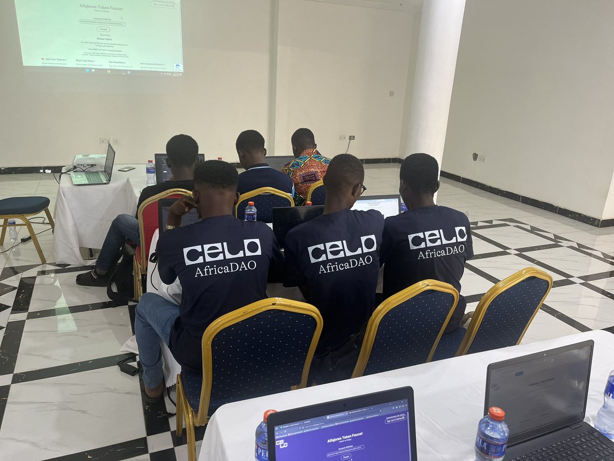 Celo_Ghana's tweet image. Celo Ghana is at it again🔥.Our event was a massive success with over 75 participants and 54+ deploying smart contracts.  🫶🏾🥹 Big thanks to everyone who made this possible. Onwards and upwards! 💚@CeloAfricaDao @Celo @CeloDevs  #CeloGhana #CELO