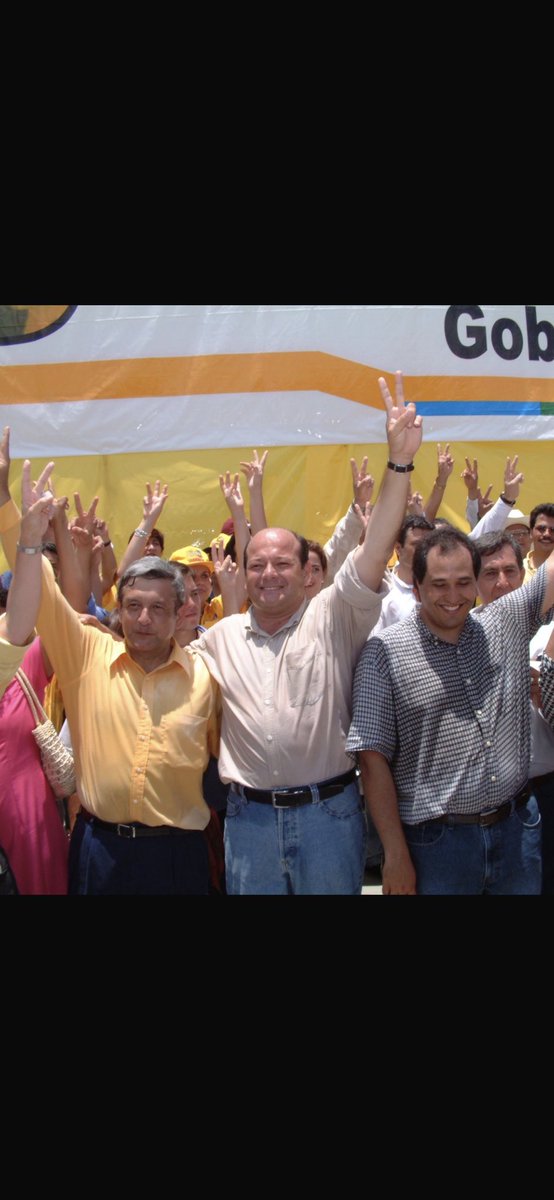 RaulOjedaZ52's tweet photo. Me hace llegar hoy Victorino Zurita estas imágenes del 2000! Las comparto porque es un orgullo haber contribuido de forma modesta a la transformación que estamos consolidando. Vamos! https://t.co/Pp5mlrINja