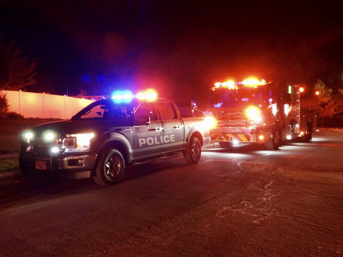 SLCScanner's tweet photo. #WestJordan #HouseFire 8474 S McKenzie Lane. #WJFD responded on a house fire. At approx 0230. When crews arrived smoke was visible and they located fire in one of the upstair bedrooms. 1 person was evaluated by #EMS. Crews were able to get a quick knockdown/didn’t extend. https://t.co/kN1a0VSXsi