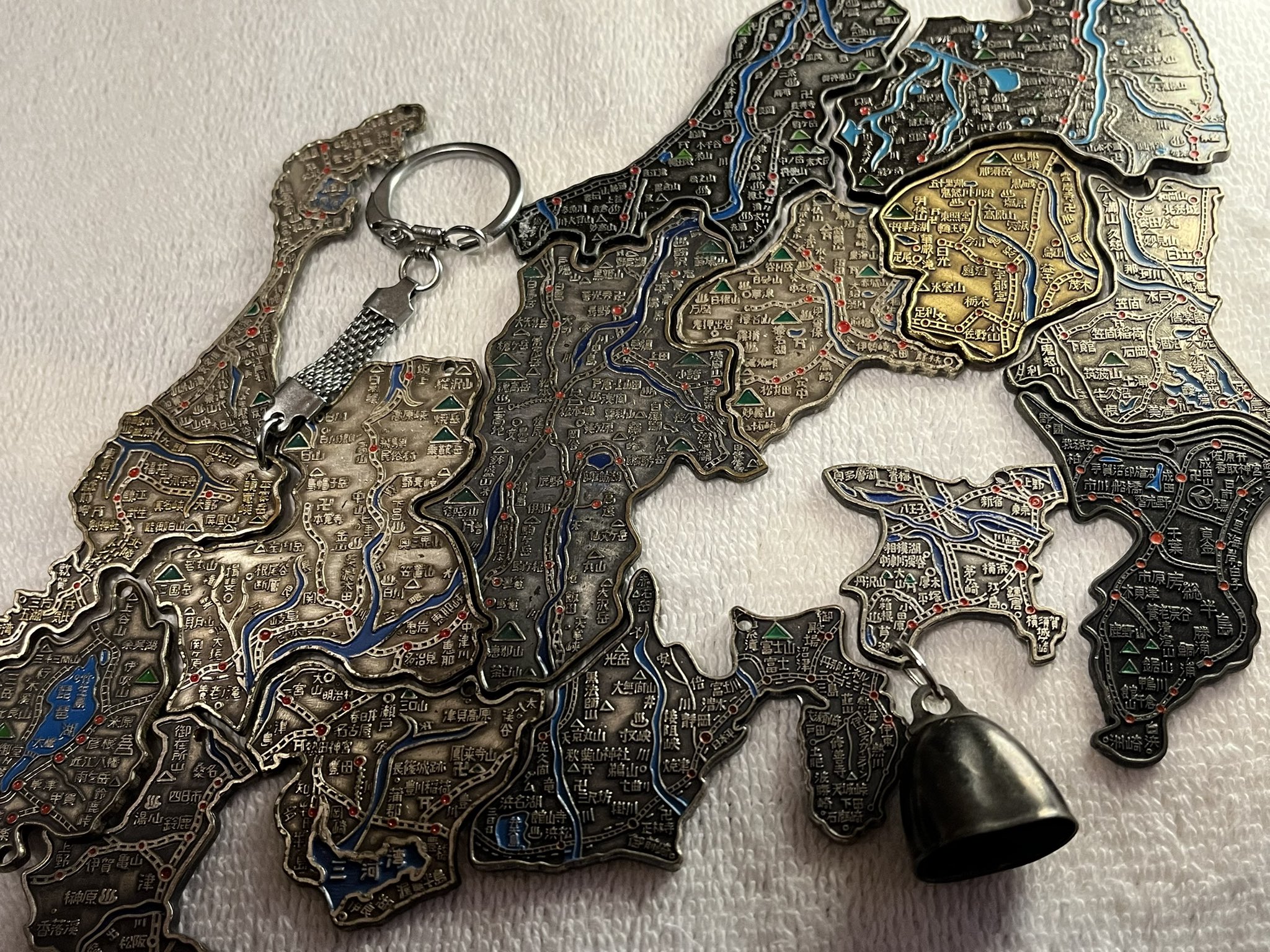 日本全国コンプリート　地図キーホルダー　希少 日本全国コンプリート】都道府県 地図 キーホルダー | 昭和