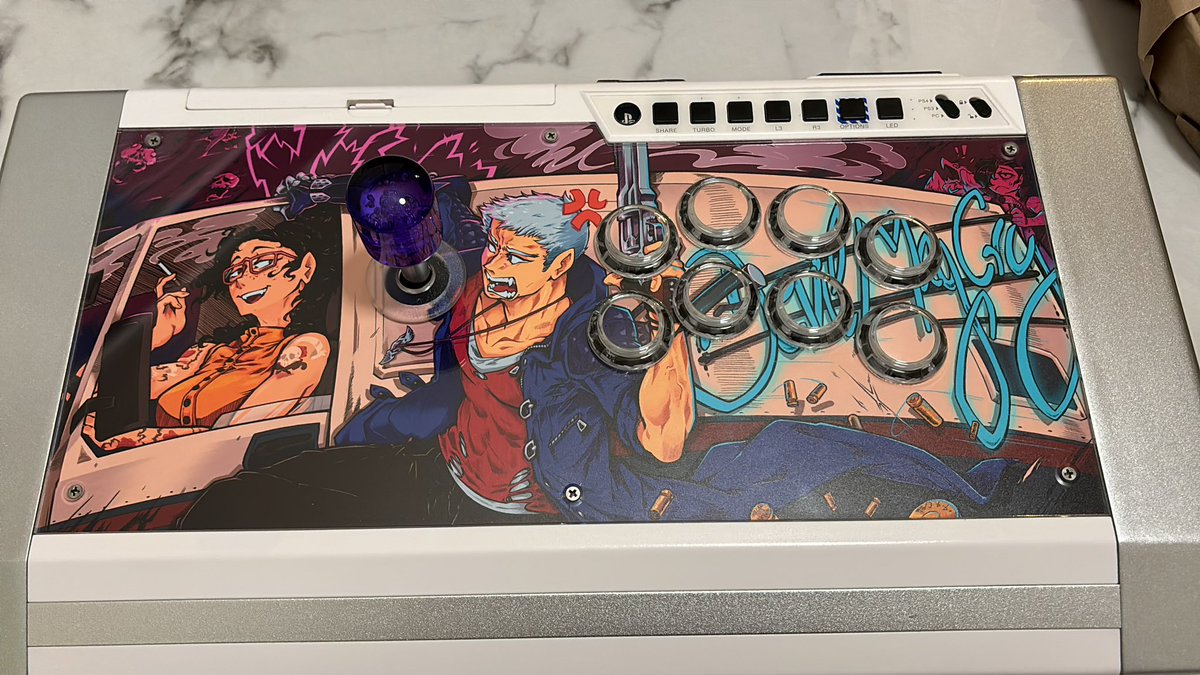 It’s even more beautiful in person, thanks again to <a href="/noiscin/">Noiscin</a> for the incredible art, I couldn’t be happier with it. Check out his art, he makes amazing stuff!