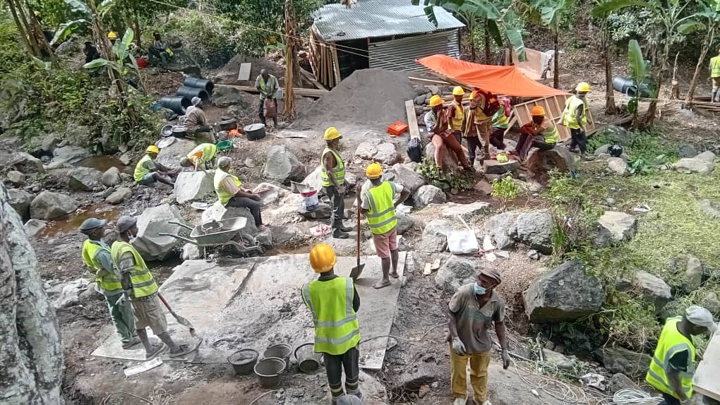 patricia_aubras's tweet photo. #SemaineMondialeDelEau Pour améliorer l'accès à l'#eaupotable aux #Comores, nous soutenons les projets #PROGEAU (gouvernance du secteur) et AEP (Adduction en Eau Potable) #Domoni, qui bénéficieront à plus de 30 000 habitants.
En savoir +👉https://t.co/ZuF8hDmyFE @EU_Partnerships https://t.co/jNrkiPmwsp