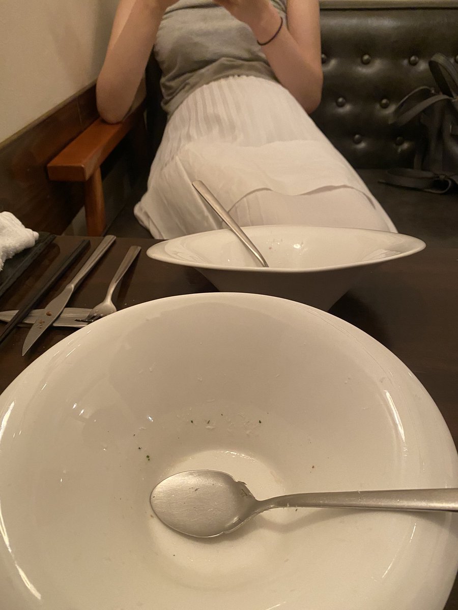 A385Rn's tweet photo. 文句言いながらちゃんと完食する嫁とお腹の中のらんまる https://t.co/iqrR4qaFkc