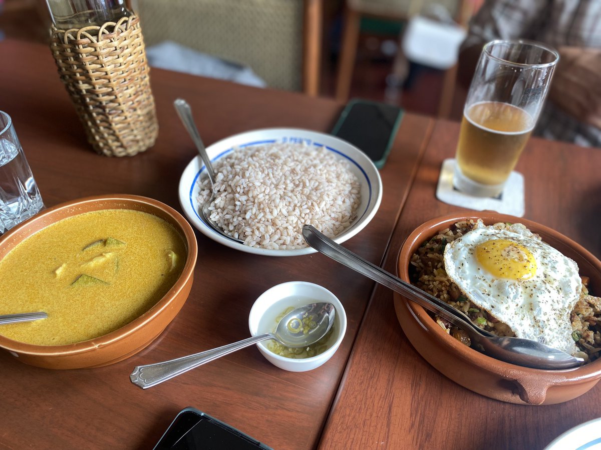 softgrowl's tweet photo. A limited menu, but everything done to perfection
#OPedro https://t.co/vgPihiZSl3