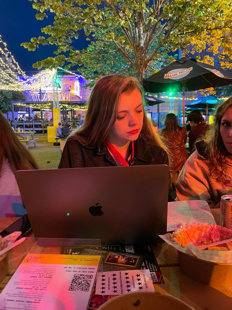 GIRLHOOD &amp; IN THE SICK OF IT 

A whirlwind month working with old friends and new. So many miles walked, five star reviews (phew!) received, and don’t forget show reports written in all manner of pubs, clubs and restaurants. Thanks to all who made my first Fringe so special! 💜