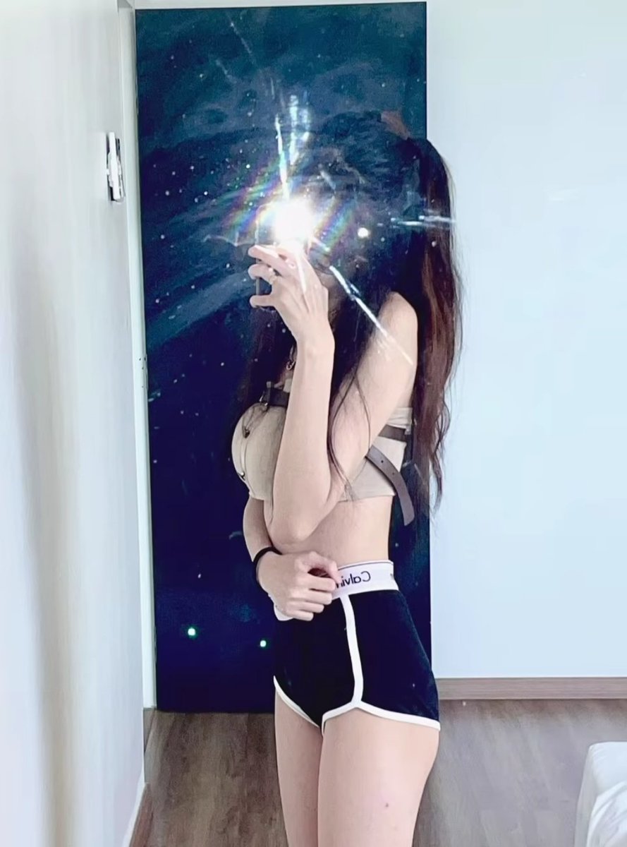 #真底裤 #女神 #正美 #小姐姐 #打飞机 #射精 #反差女 #骚妹 #意淫 #性感 #奶大 #小母狗 #后入操 #返图