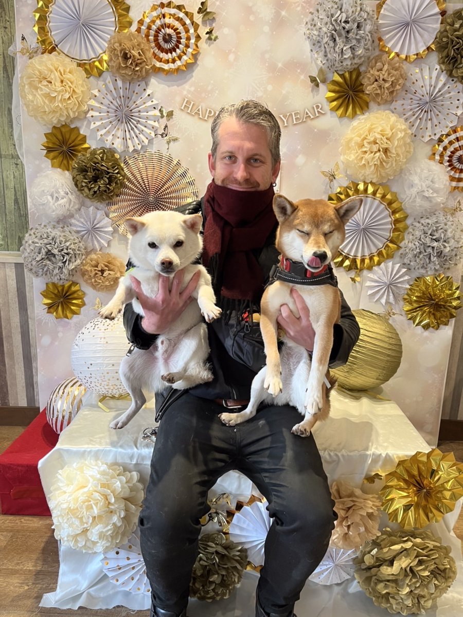 ev_tokyo's tweet photo. 犬語も教えられるかも:
I might even be able to teach dog language.

https://t.co/n57205i5pC

#英会話スクール #ネイティブ #英語学習 #勉強垢さんと繋がりたい #犬の居る暮らし https://t.co/IiqVhVVN3D