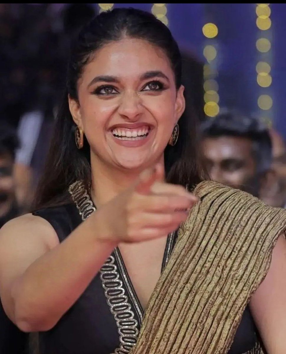 Me - <a href="/muthu_sweatha/">sweatha muthu</a> vaa di okalam. mood ah iruku

My wife <a href="/muthu_sweatha/">sweatha muthu</a> (pic 1) - ennathu okanuma..iru un jattiya kalati papom. enga da kunja ya kaanom

Me - itho irukula di

My wife (pic2) - manpulu mari iruke...ithu Va...enna da... Thoda vanthen..athuke oligiruchu (laughs)