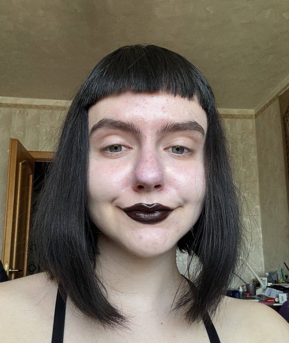 диявол вносить правки𒉭 tweet media