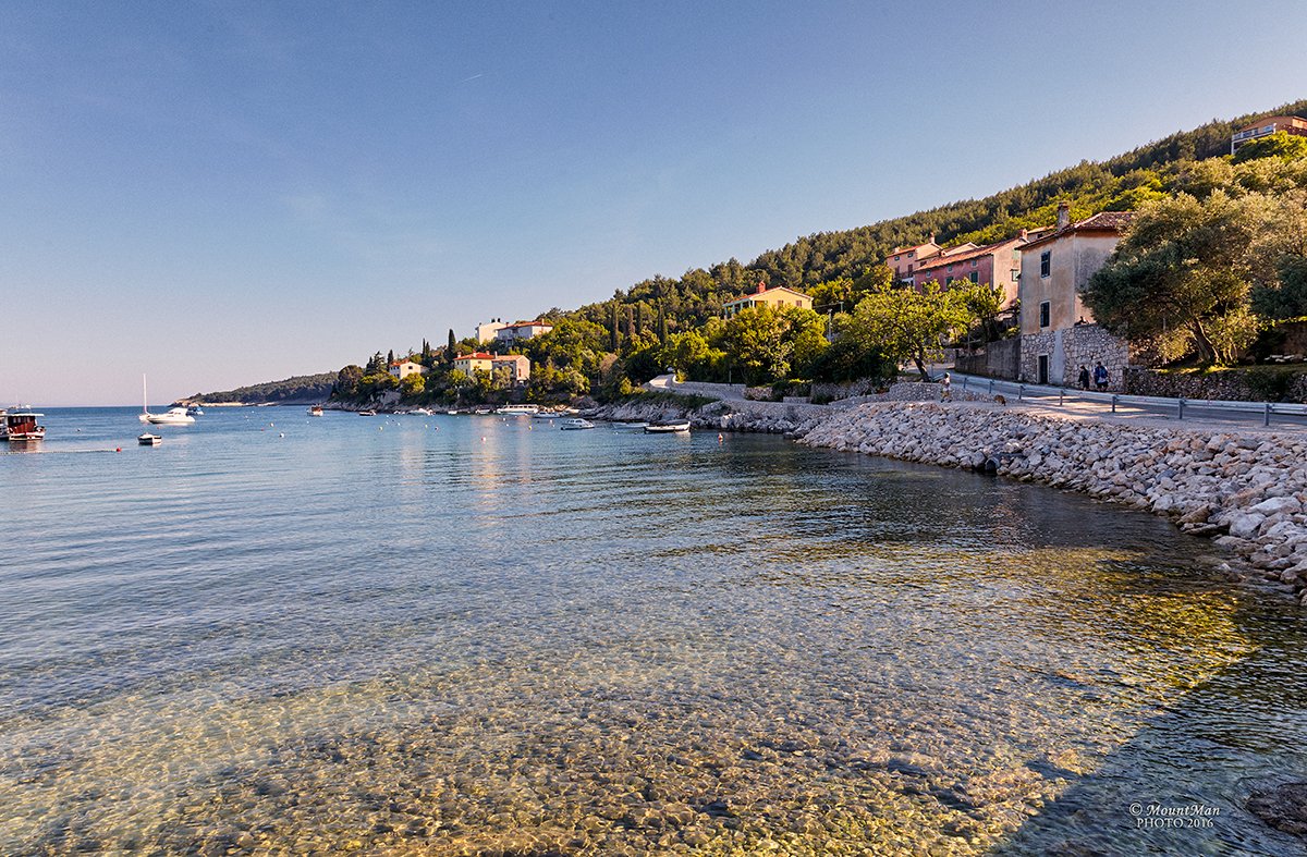 StjepanStimac's tweet image. Sveta Marina, obalno naselje južno od Labina
#svetamarina #uvala #labin #istra #photography