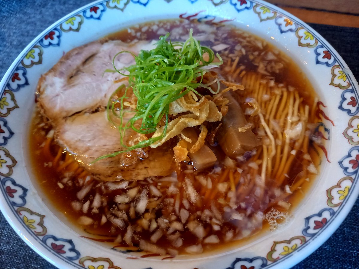 噂通りの旨さ！

#柴崎亭　#ラーメン　#行列　#調布