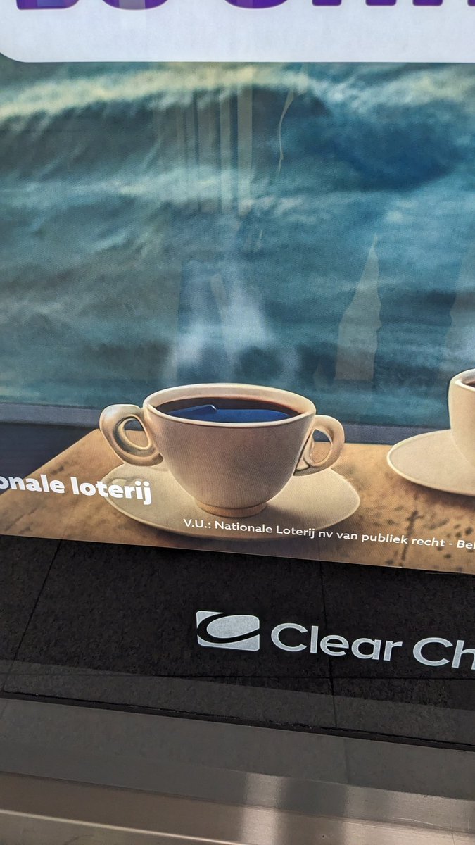 We besteden het gewoon uit aan AI, wie gaat dat merken? 

Enter: een bioloog (of eender wie met common sense). "Wat is dit voor een kapotte orka-dolfijn-haai-hybride? Verlos het beest uit zijn lijden aub... "

Als dit je dromen zijn, is er toch iets serieus mis.