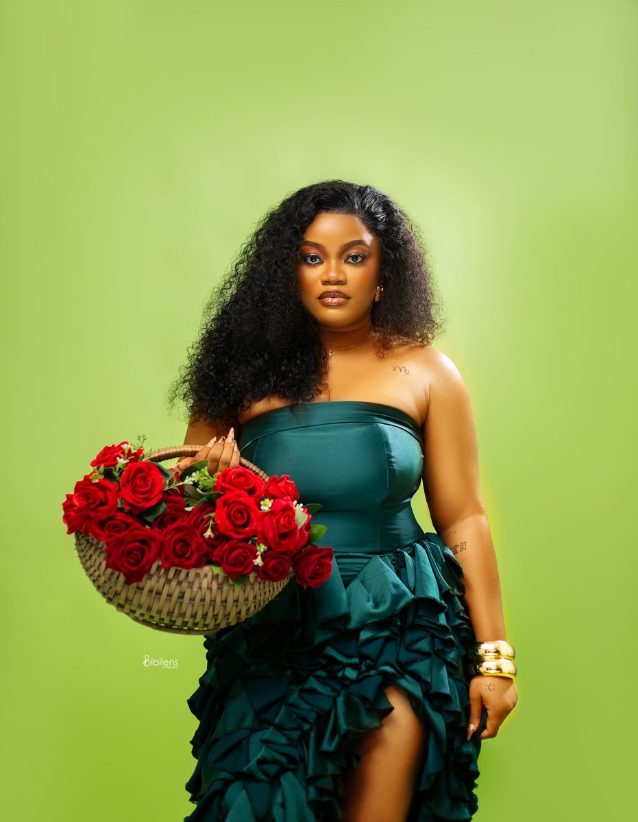 foreverdeb_'s tweet photo. Say a prayer for me, it’s my birthday today!🥳🥳 https://t.co/H5cwAsFkId