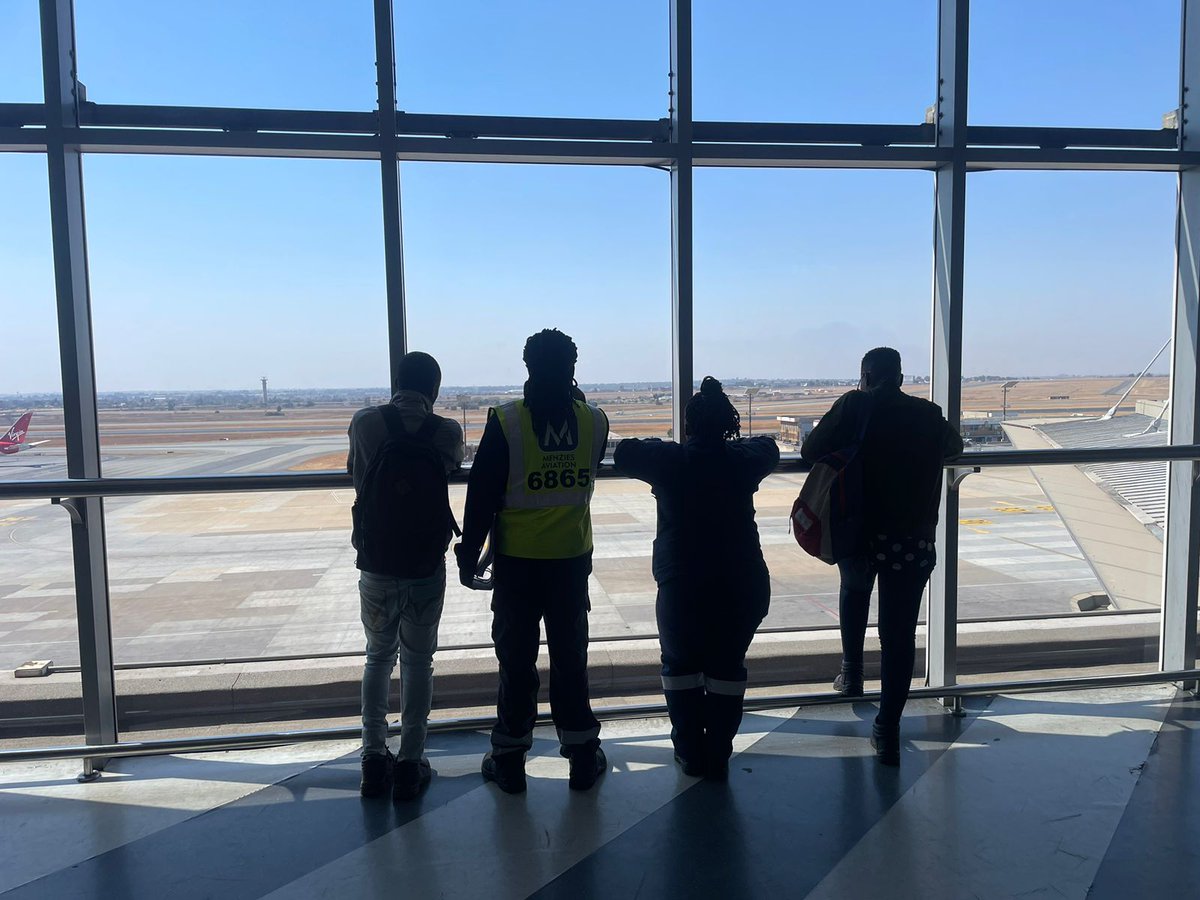 EPanelbeaters's tweet photo. Excited to see one of the new strategic partnerships with #MenziesAviation starting to bear fruit 🍇. Some of our #DieselMechanic #MotorMechanic #AutoElectrical and #Welding learners are being considered for a funded internship by the organization. https://t.co/sMFKYb35AG