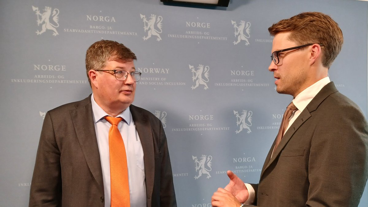 Ministeri <a href="/artosatonen/">Arto Satonen</a> tapasi Oslon vierailullaan valtiosihteeri Per Olav Skurdal Hopsøn.

Keskustelussa mm.
🔸 työmarkkinat
🔸 työperäinen maahanmuutto

Tavoitteena entistä tiiviimpi yhteistyö 🇫🇮🇳🇴 ja tiedonvaihto työmarkkinoiden toiminnasta järjestelmien kehittämisen tukena.