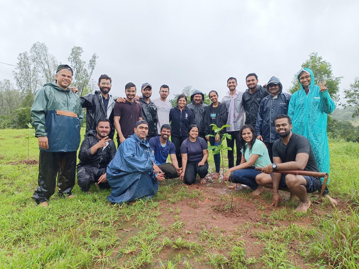 CSR_Persistent's tweet image. Persistent Foundation organized a tree plantation drive at Khed and Velhe, partnering with BAIF and ASTHA. Our volunteers planted 235 trees, contributing to our commitment to sustainability and a greener future. 🌍💚 

#PersistentFoundation #TreePlantation #CSR