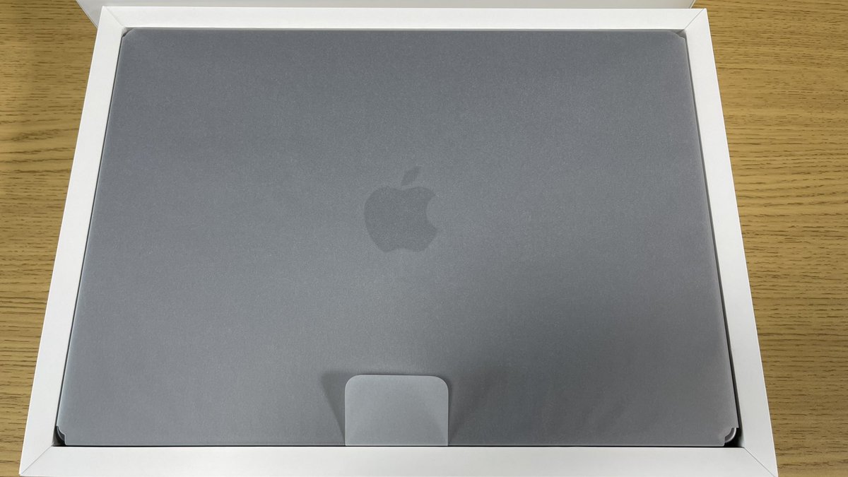 新しい子が来ましたよ

#macbook
