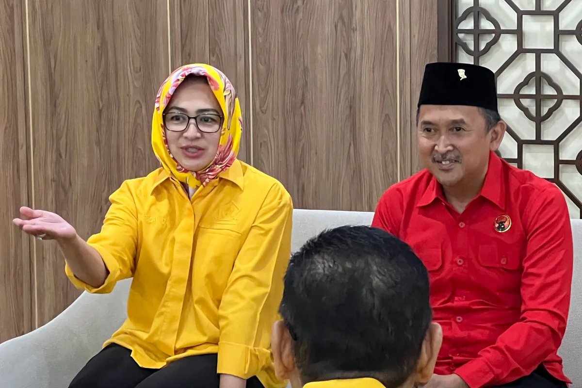 golkar_id's tweet photo. B1KWK ini merupakan tiket emas Airin-Ade untuk melenggang menuju kontestasi Pilkada 2024.
Bersatu Kawal Sampai Menang!
Banten Maju Bersama Airin-Ade!
#AirinRachmiDiany #AdeSumardi #PDIP #pdiperjungan #GolkarInstitute #GolkarIndonesia #PartaiGolkar #IndonesiaMaju #Pilkada2024 #Pemilu2024 #Banten