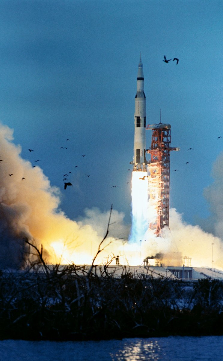 thisisethanwu's tweet photo. #ProjectApollo-Apollo 9
#Apollo9, launched on March 3, 1969, focused on testing the #LunarModule in Earth orbit. This was the first mission where the #CommandModule and Lunar Module separated and docked back together. https://t.co/T20jSXIkxh