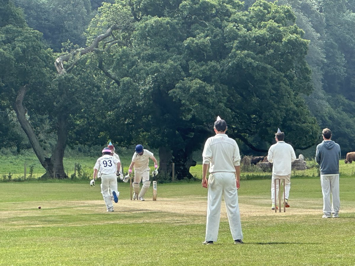 Annie Chave tweet media