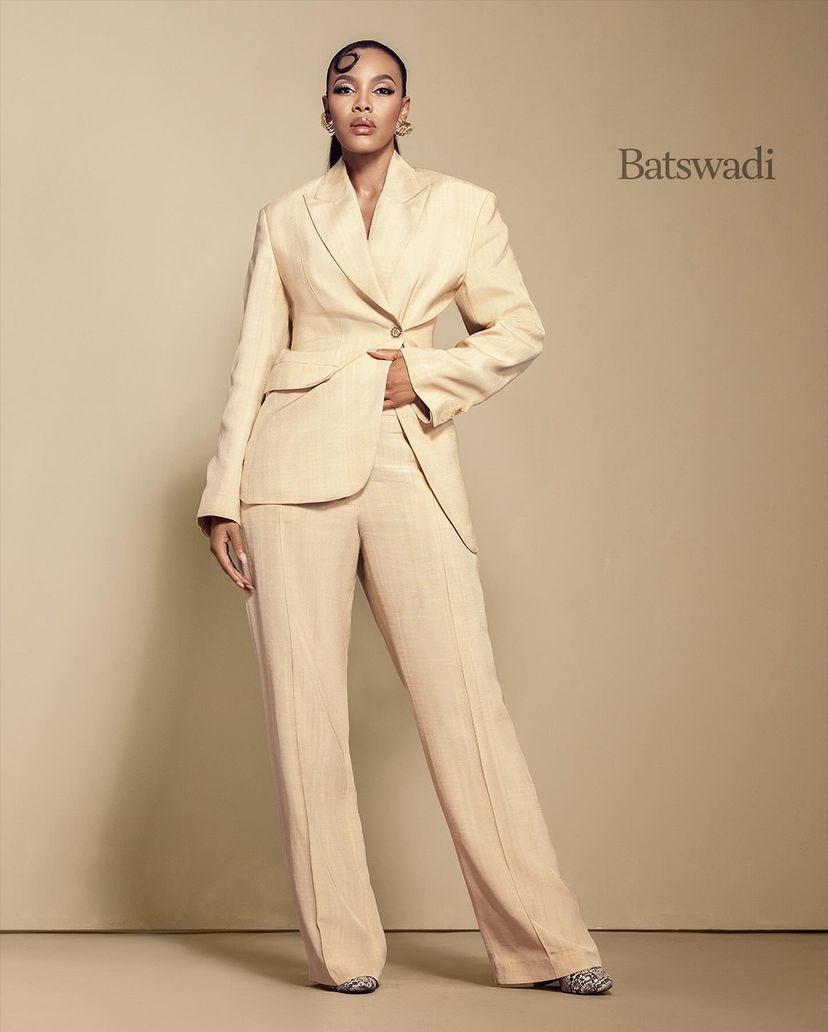 FashionMOEments tweet picture