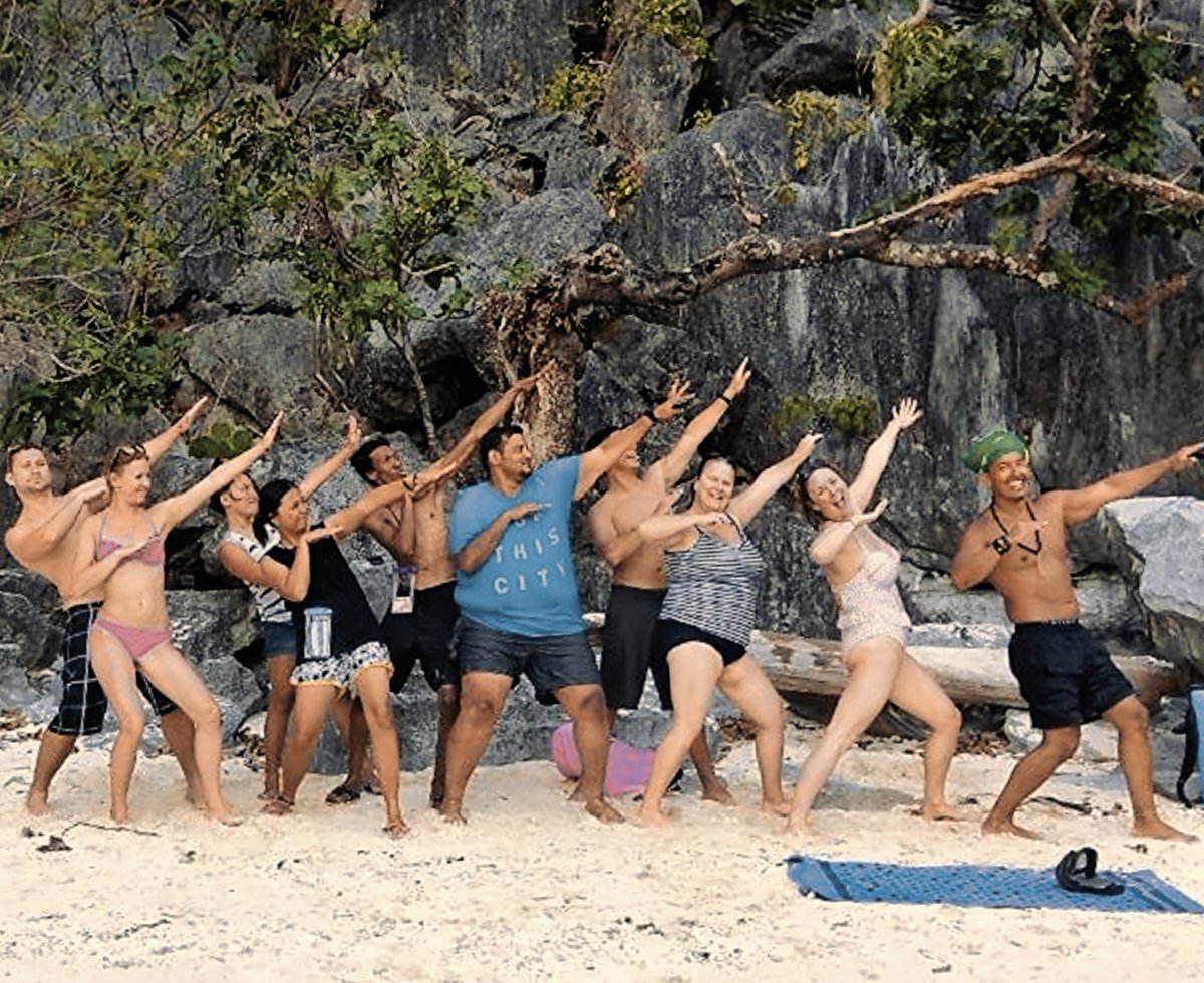 El Nido in Palawan, Philippines is a paradise of limestone cliffs, crystal-clear waters, and vibrant marine life  making it a must-visit destination for nature lovers and adventurers alike.
#philippines #travel #pinoy #photooftheday  #wanderlust #pilipinas #beach   #follow #pinay