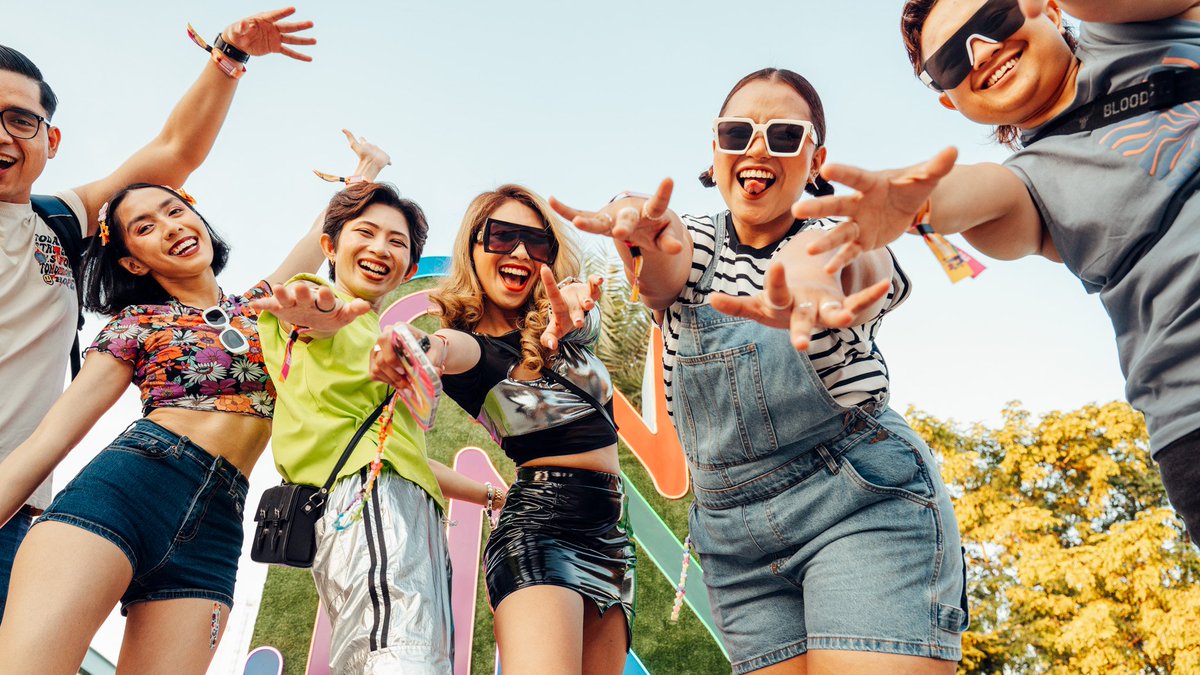 NEON Countdown tweet media