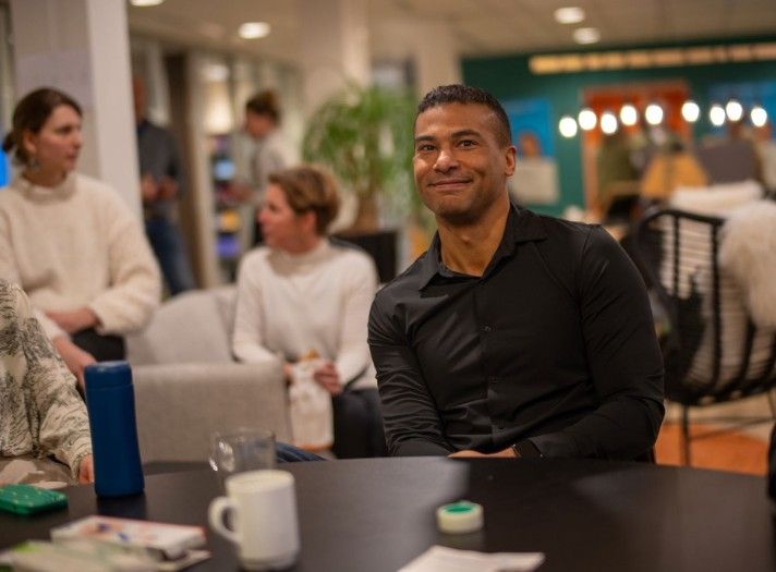 Vacature: @josehendriksen onze huidige directeur-bestuurder gaat <a href="/stimulansz/">Stimulansz</a>  op 1 januari 2025 verlaten. Daarom is Chasse Executive Search voor ons op zoek naar een opvolger. Benieuwd met welke collega's jij als nieuwe directeur gaat samenwerken?  
linkedin.com/feed/update/ur…