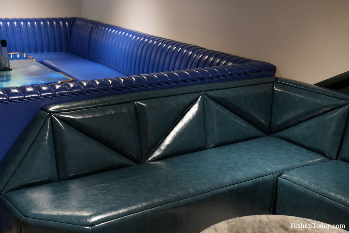 FoshanToday's tweet photo. KTV Club Furniture Supplier in China (KTV table, KTV sofa, bar furniture, night club furniture)
https://t.co/gxrlydlNYF https://t.co/IzIQ3pM9pD