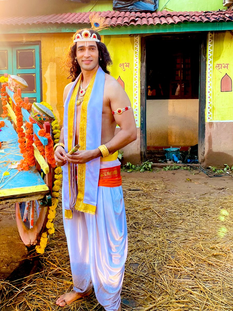 “हर कर्म में कृष्ण की कृपा हो, हर विचार में उनकी बुद्धि की झलक हो। कर्म करो, फल की चिंता ना करो। …जय श्री कृष्ण।” HAPPY JANMASHTAMI TO ALL ❤️🙏🌸 .

#karansharma #happyjanmashtami  #india