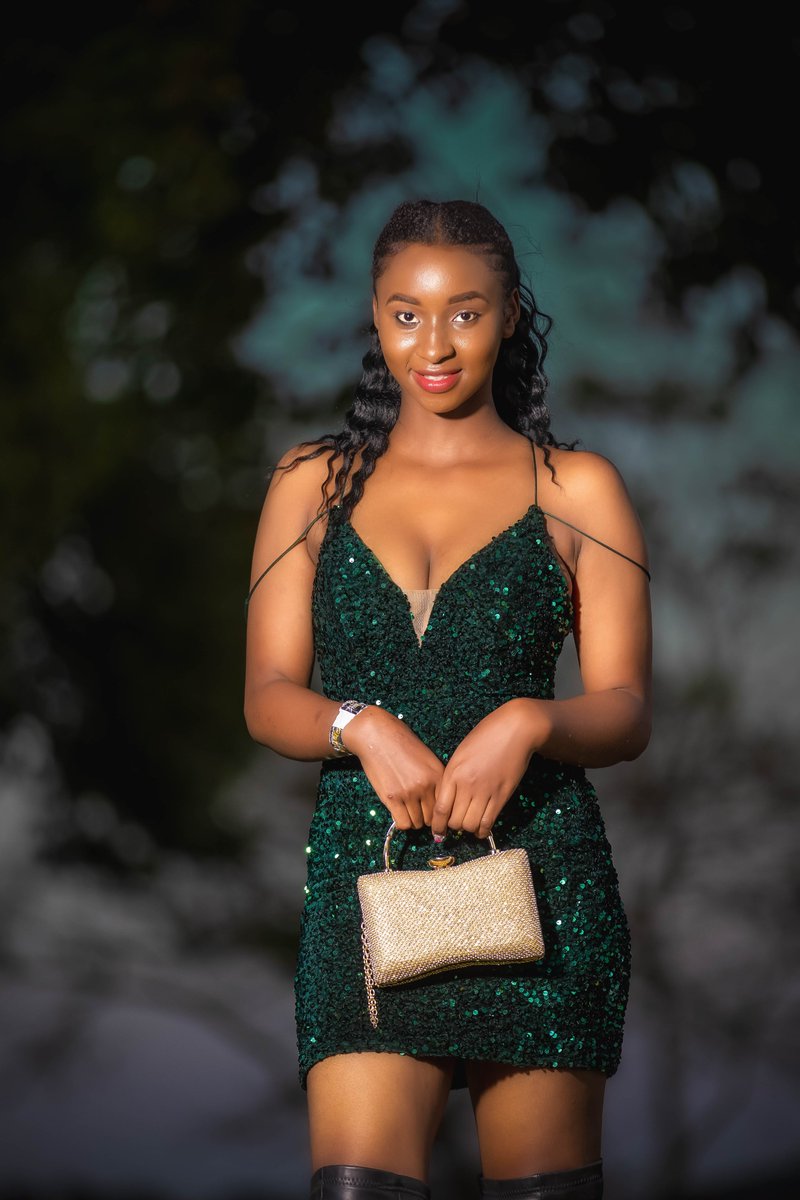 TeenzCrown's tweet image. 🌟 Elegance and style at St Julian High School’s prom! Dazzling dresses and radiant smiles – a night to remember! 💃✨
Subscribe to our YouTube for exclusive behind-the-scenes magic! 🎥✨

#TeenzCrownShow #StJulianHigh #PromMagic #Elegance #PromVibes #Uganda