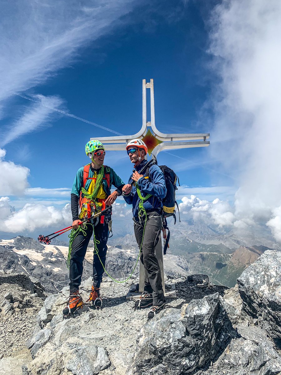 mountain_nico's tweet photo. Mit dem #Gleitschirm vom #Ortler - herrlich 😍
#Mountains #Tirol #Austria #Wanderlust https://t.co/FQkv5EcH3s